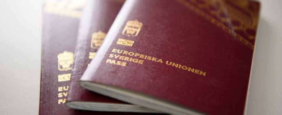 Technical problems create new passport problems