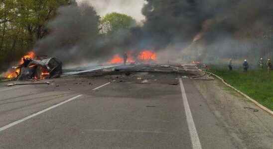 Traffic accident like massacre in Ukraine There are many dead