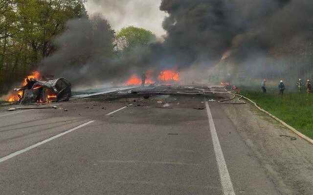 Traffic accident like massacre in Ukraine There are many dead