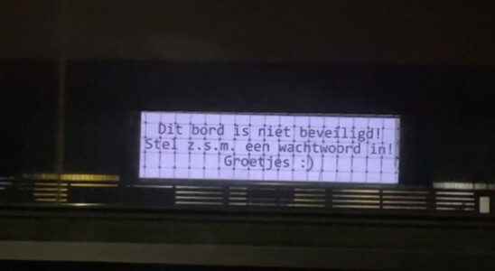 Utrecht Cas hacked electronic boards at The Wall along A2