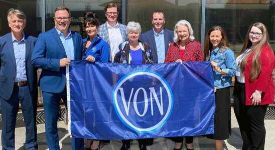 VON raises flag in Chatham Kent to mark 125 years