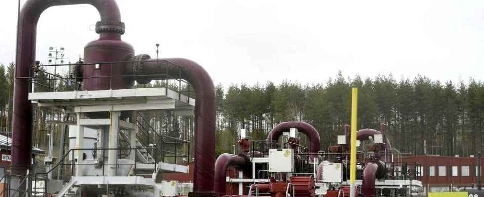 after electricity Russia cuts gas to its Finnish neighbor