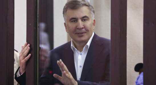 imprisoned ex president Mikheil Saakashvili at risk of death doctors say