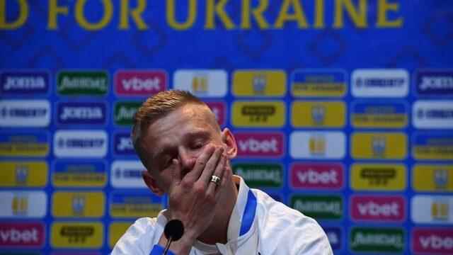 Zinchenko had emotional moments at the press conference.
