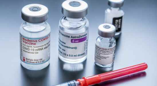 4th dose Covid vaccine indication delay for whom
