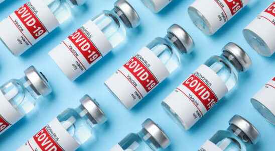 4th dose Covid vaccine indication delay for whom where