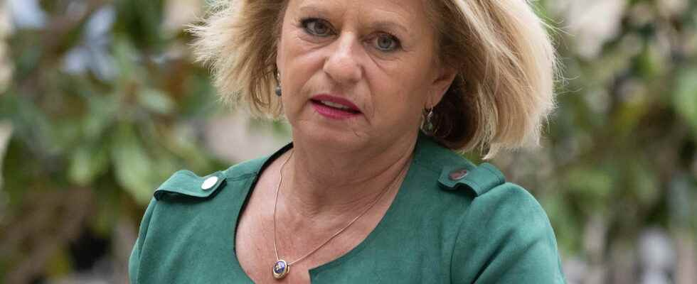 Brigitte Bourguignon must leave her post as Minister of Health