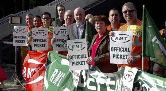 British railway workers continue with a third day of strike