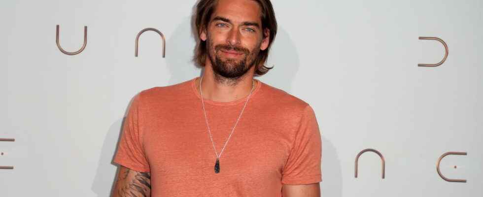 Camille Lacourt companion swimming who is the consultant for France