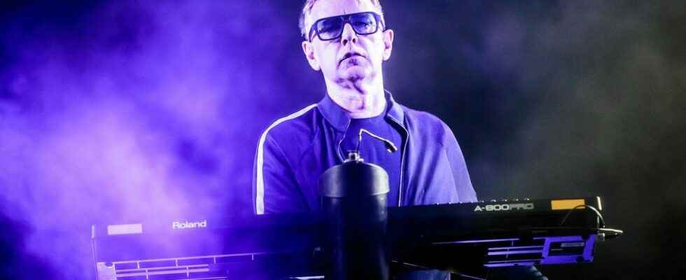 Death of Andy Fletcher Depeche Mode what is an aortic