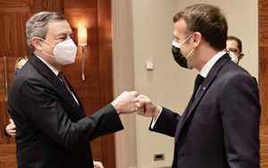 Draghi Macron and Scholz on their way to Kiev summit