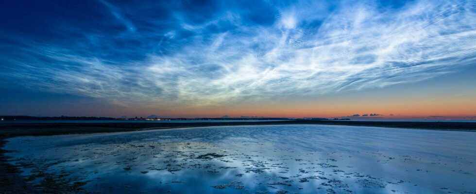 Extraordinary weather phenomenon noctilucent clouds