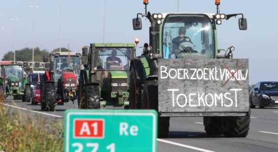 Farmers protest with tractors crowds in the Utrecht region are