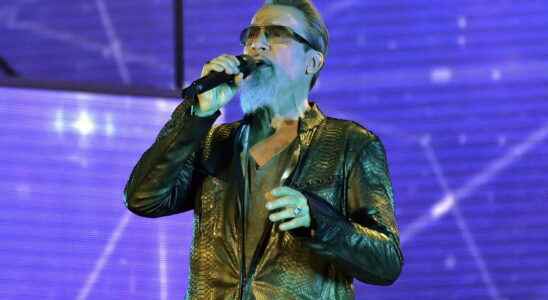 Florent Pagny sick facing cancer size supports
