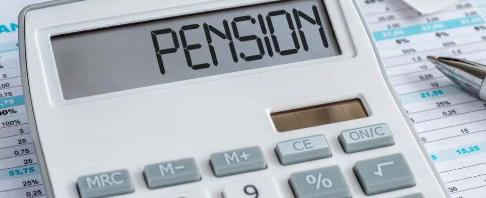 Increase in pensions supplementary and civil servants what increase