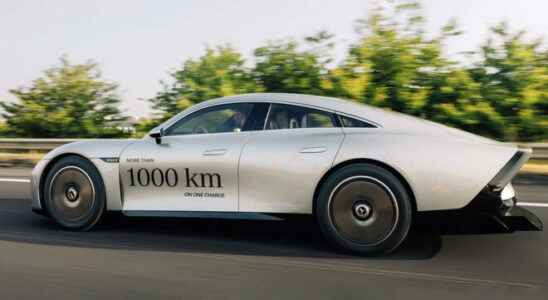 Mercedes Benz VISION EQXX traveled 1200 km on a single charge
