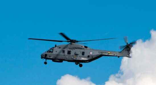 Norway cancels helicopter agreement wants billions