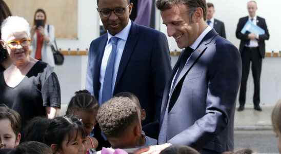 President Macron in Marseille to highlight his school of the