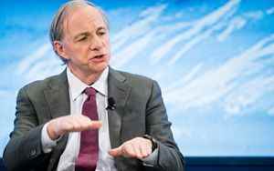 Ray Dalio FED cannot fight inflation without creating economic weakness