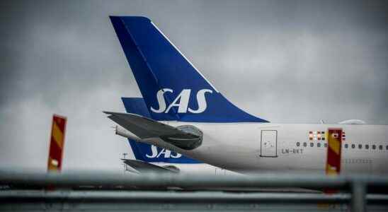 SAS pilot strike postponed negotiations continue