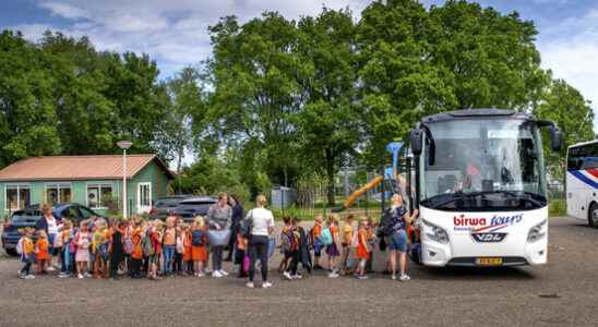 School trips at risk due to staff shortage Fewer buses
