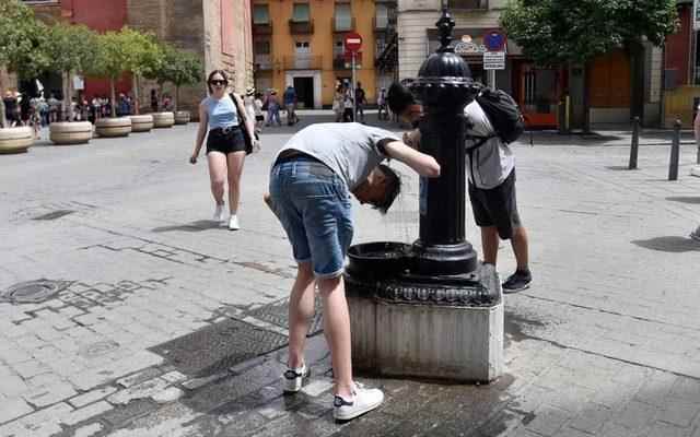 Spain is roasting Thermometers showed over 40 degrees