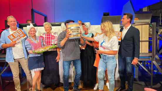 Spakenburg Fish Trade Association conquers first keg of Hollandse Nieuwe