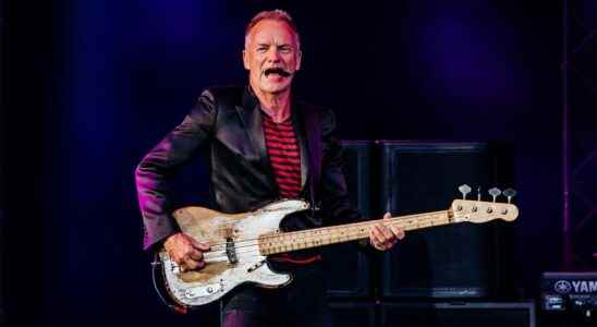 Sting offered winding and relaxed on a winding hit parade