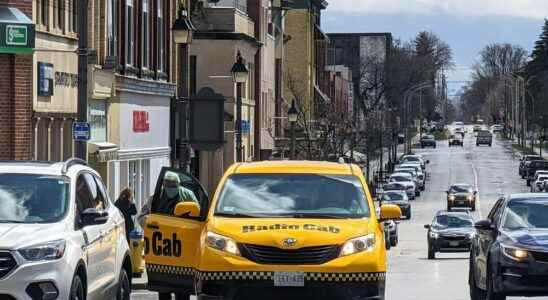 Talks about Stratford taxi fares to continue following July hike