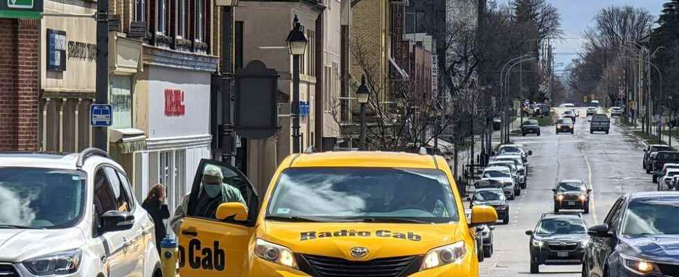 Talks about Stratford taxi fares to continue following July hike