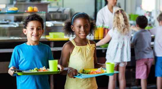 The price of school canteens on the rise at the