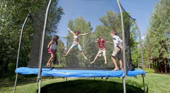 The trampoline at the origin of half of infant admissions