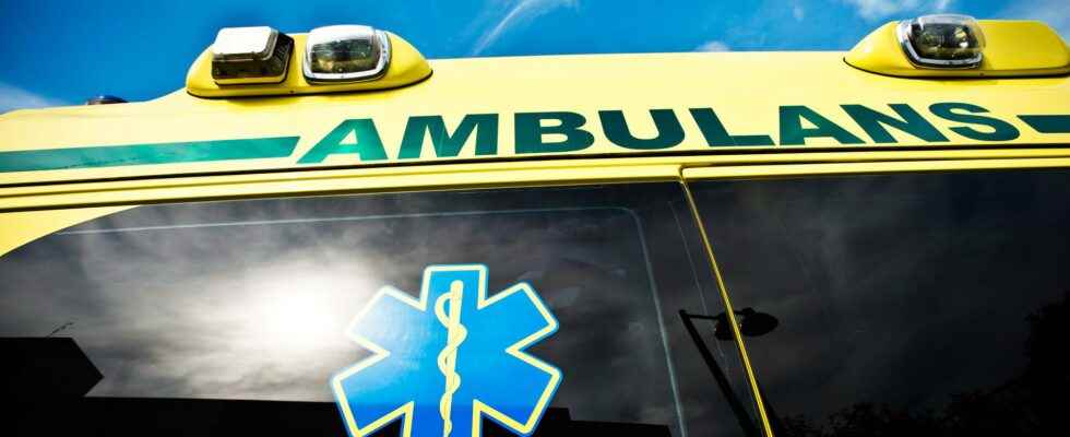 Three to hospital after car accident at campsite