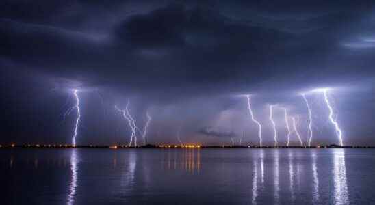 Thunderstorms what is the origin of thunder
