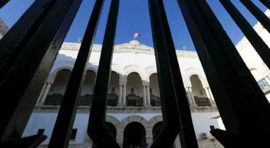 Tunisian magistrates go on strike after the dismissal of 57