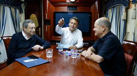 War in Ukraine Emmanuel Macron arrived in kyiv with Olaf