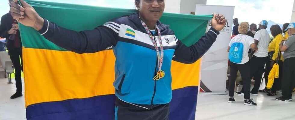 a medal that weighs for Gabonese athletics