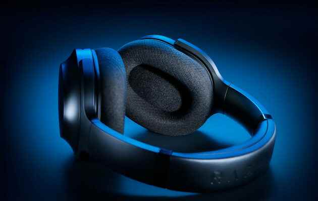 here are the new Barracuda headsets a mix between lifestyle