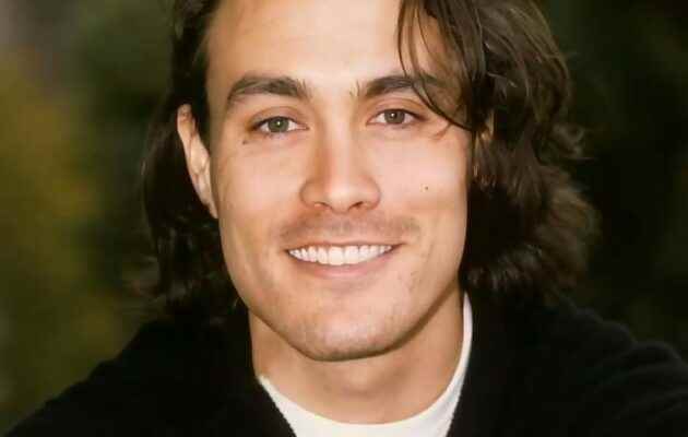 it was Brandon Lee who was to play in place