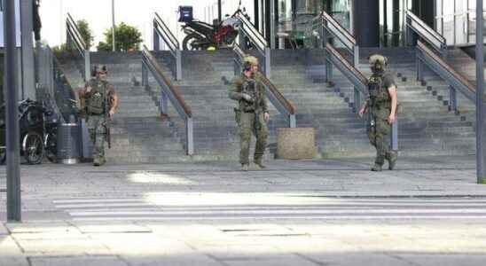 1656934730 Last minute Armed attack on shopping mall in Denmark There