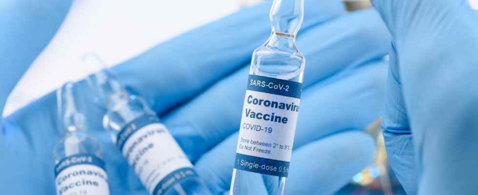 4th dose Covid vaccine delay for whom where to do