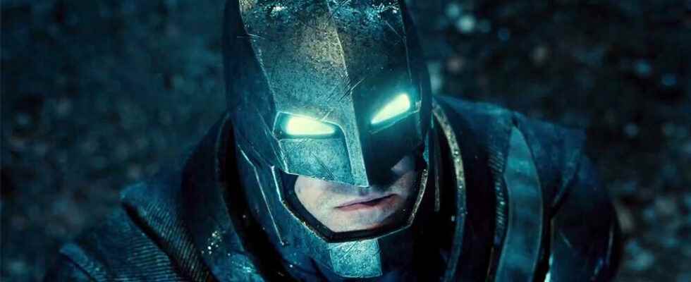 Ben Afflecks Batman Returns Earlier and Fans Freak Out Immediately