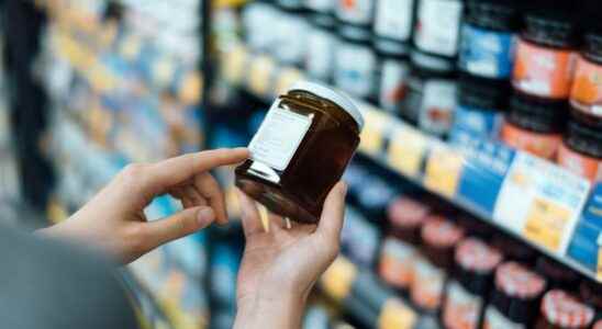 Carrefour recalls strawberry jam jars that may contain glass or