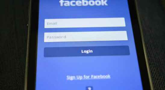 Facebook users be very careful right now A scam rages