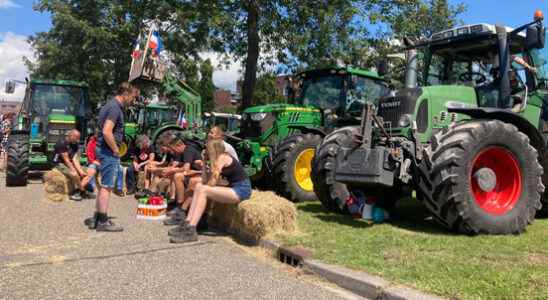 Farmer protest at AH in Utrecht ended still action at