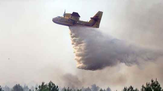 Gironde why do firefighters have so much trouble putting out