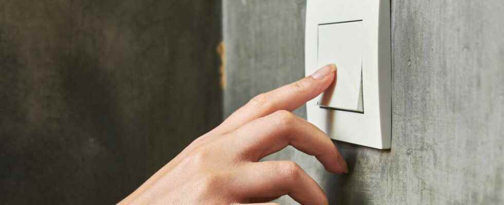 How to save energy at home the right things to