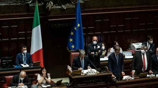 Italy after Draghis resignation electric atmosphere in Rome