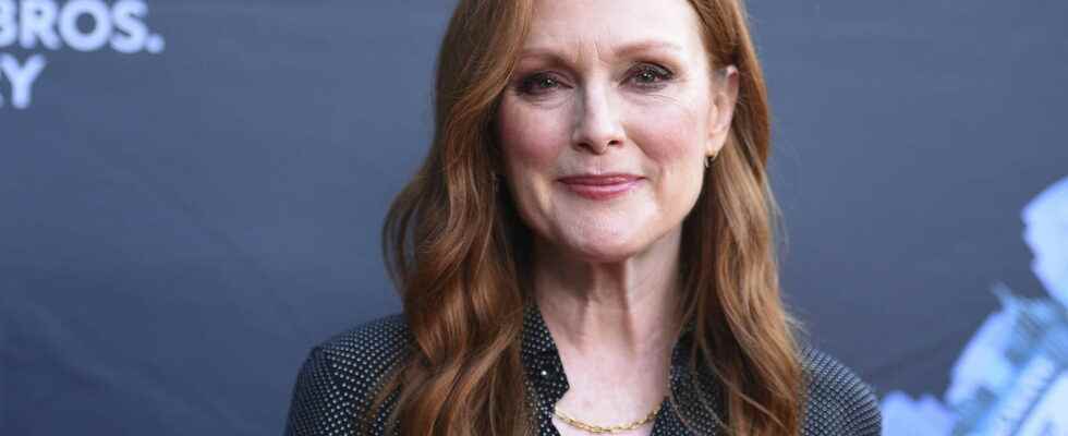 Julianne Moore lifts the veil on her biggest complex