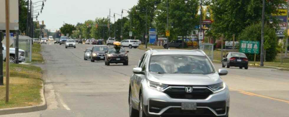 Lane reductions expected during Ontario Street and Lorne Avenue resurfacing